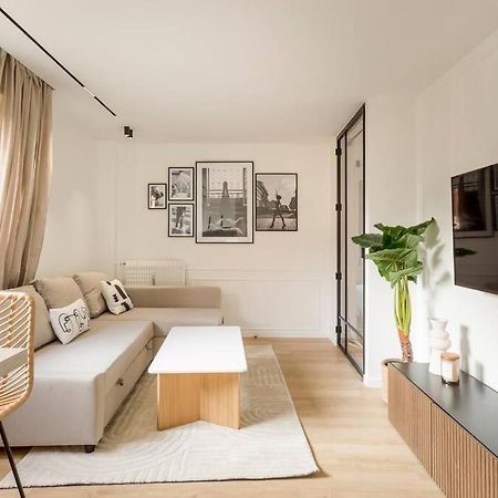 Ferienwohnung Luxurious 3 Min Walk From Eiffel Tower Paris Exterior foto
